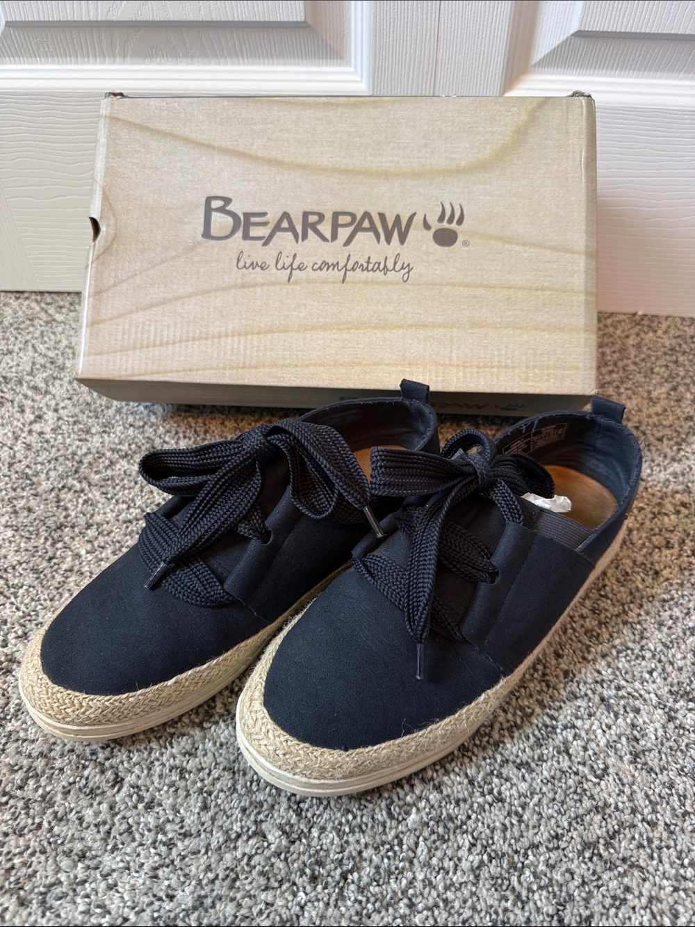 Bearpaw Navy Loafers with Tie